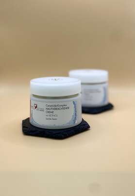 Unifarco Creamide Hautverdichtende Creme leichte Textur, A-Nr.: 8009064 - 01