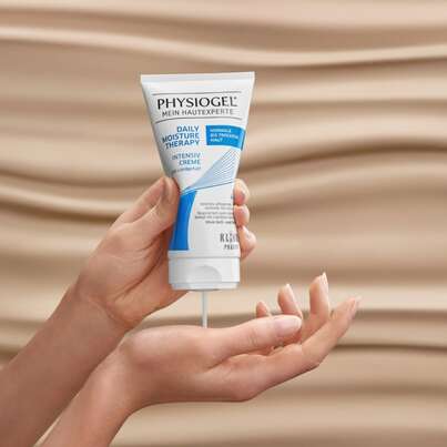 PHYSIOGEL® Daily Moisture Therapy Intensiv Creme für normale bis trockene, raue Haut, A-Nr.: 5388492 - 08