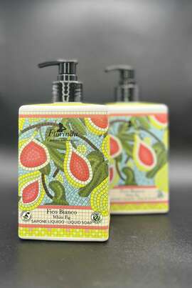 Sie sehen eine Packung Florinda Mosaico Flüssigseife White Fig 500ml, Produktbild: 01 Florinda Mosaico Flüssigseife White Fig 500ml, A-Nr.: 5805174 - 01