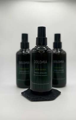 Sie sehen eine Packung Dolomia Sprüh Spülung 200ml, Produktbild: 01 Dolomia Sprüh Spülung 200ml, A-Nr.: 8024052 - 01