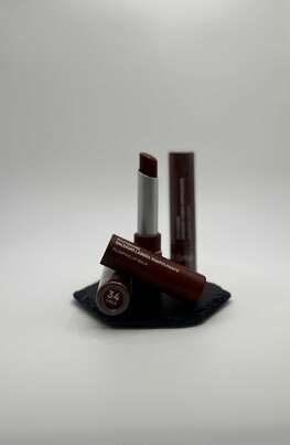 Sie sehen eine Packung Dolomia Lip Balm 34 1ST, Produktbild: 01 Dolomia Lip Balm 34 1ST, A-Nr.: 8021591 - 01