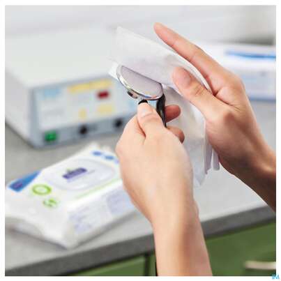 Sie sehen eine Packung Desinfektionstuecher Bacillol/30 Flaechen Sensitive Green Tissue 120st, Produktbild: 07 Desinfektionstuecher Bacillol/30 Flaechen Sensitive Green Tissue 120st, A-Nr.: 5856935 - 07