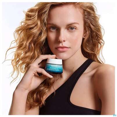Sie sehen eine Packung Vichy Mineral 89 Creme Ohne Duftstoffe Reichhaltig Doppe 100ml, Produktbild: 11 Vichy Mineral 89 Creme Ohne Duftstoffe Reichhaltig Doppe 100ml, A-Nr.: 5890062 - 11