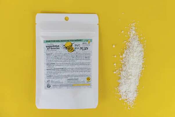 Sie sehen eine Packung Duschgel Pulver Passionsfrucht StepOne, Produktbild: 04 Duschgel Pulver Passionsfrucht StepOne, A-Nr.: 5447059 - 04