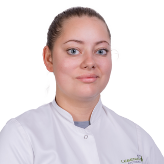Portrait Karina Dobetsberger.png